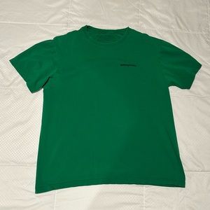 Men’s organic cotton Patagonia tee